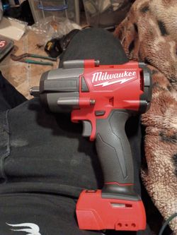 Milwaukee M18 1/2 inch impact
