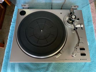 ***Sanyo TP- 1010 Excellent Vintage Turntable***