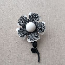 White And Black Flower Brooch 