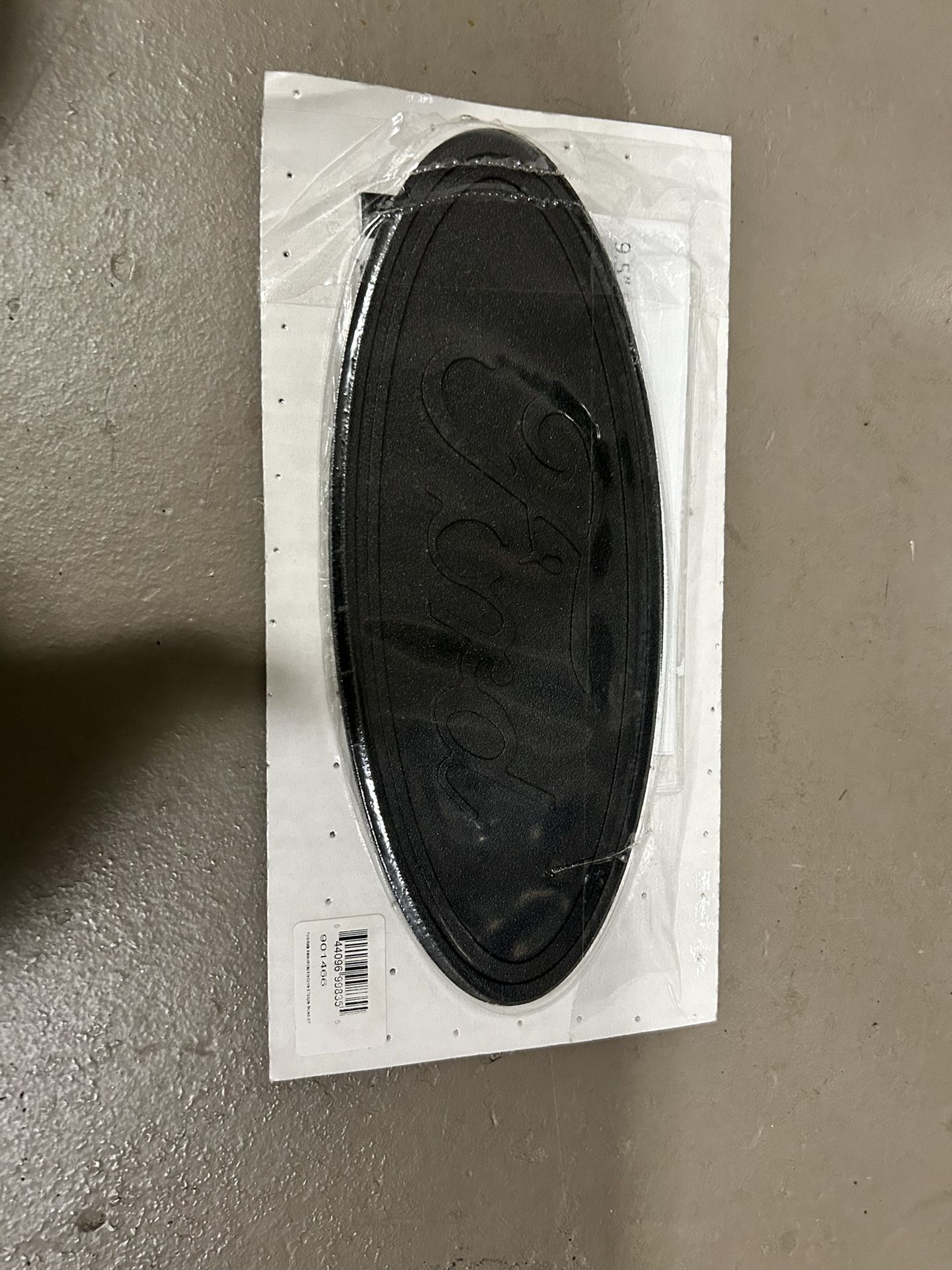 FORD TRUCK F-150 OVAL EMBLEM BADGE