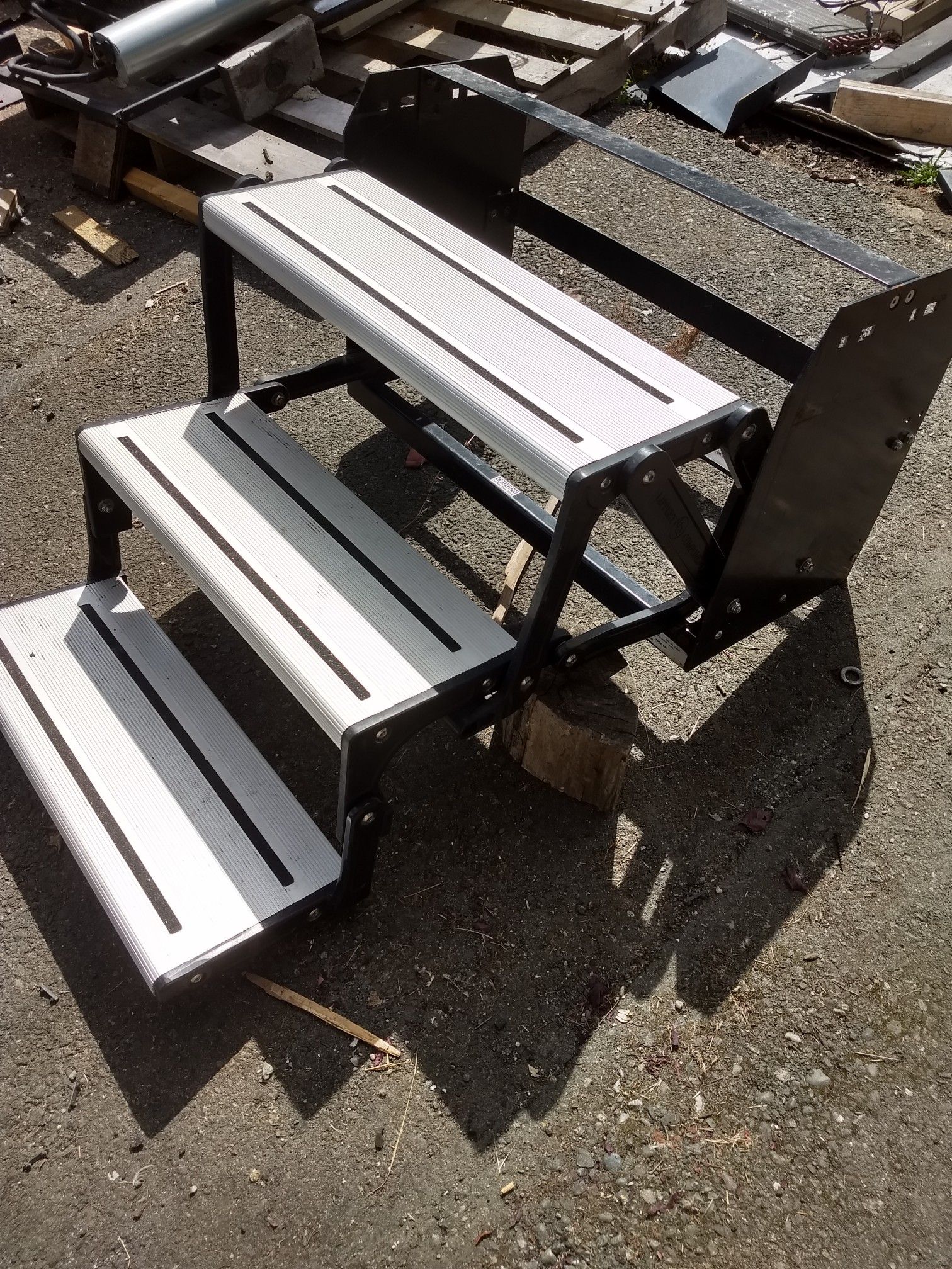 3 step Aluminum RV/travel trailer steps for Sale in Everett, WA OfferUp
