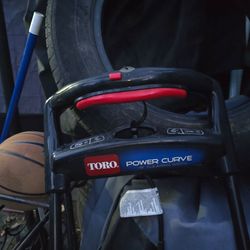 TORO ELECTRIC SNOW BLOWER