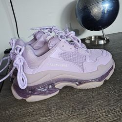 Balenciaga Triple S Sneaker (Sz 40)
