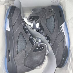 Jordan 5 Retro ‘Wolf Grey’ (2026) Size 7.5, 10, & 11