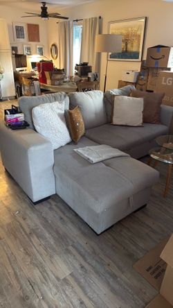 Free Expandable Sofa with Storage