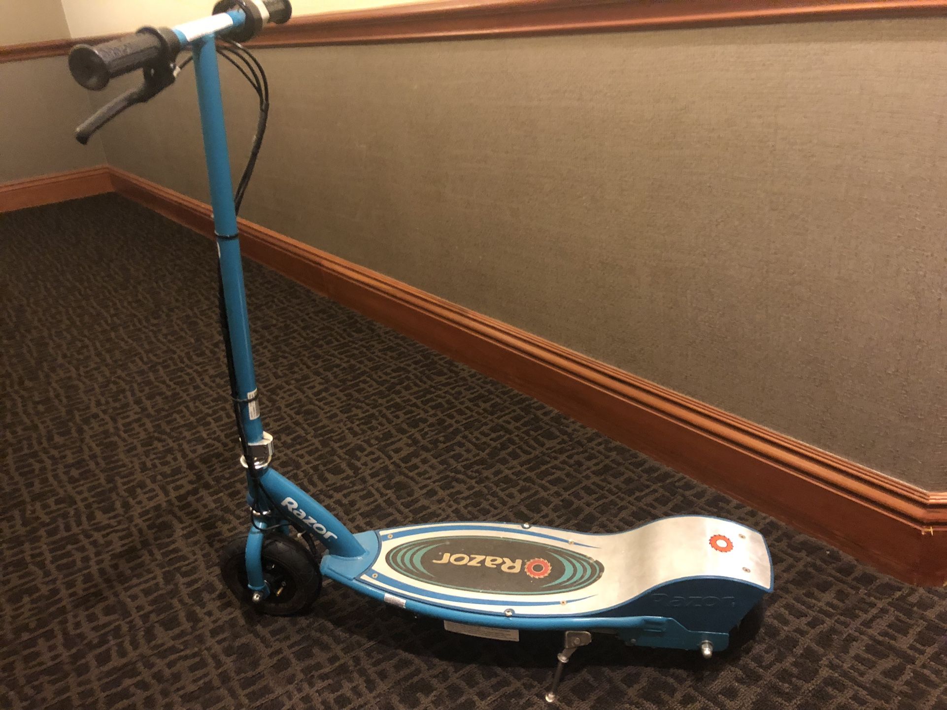Razor Electric scooter E200