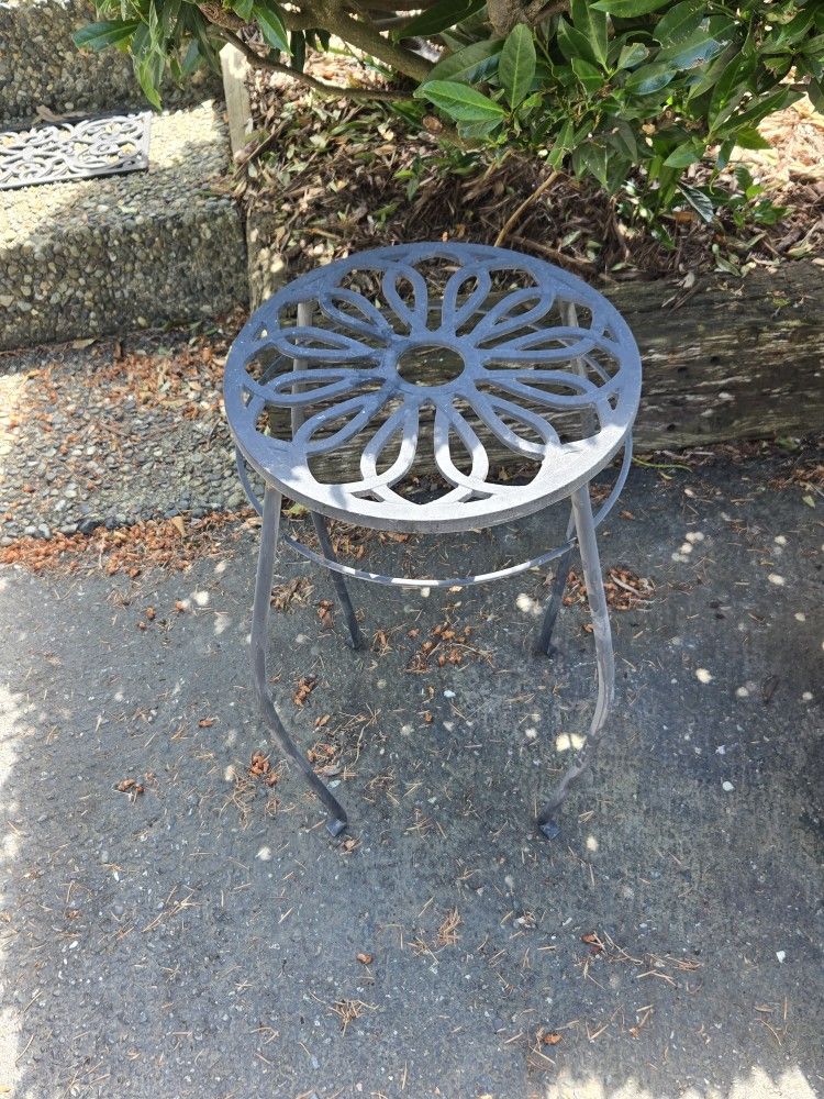 Plant Stand