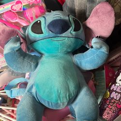 Stitch plushy backpack
