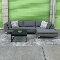 *Free Delivery* Gray Modern Sectional Couch Sofa