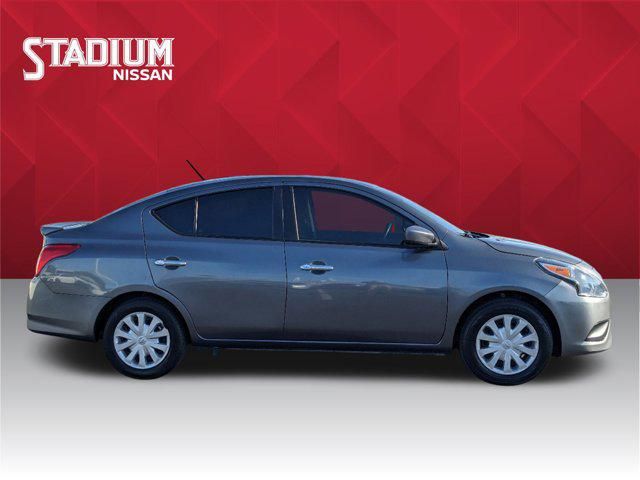 2019 Nissan Versa