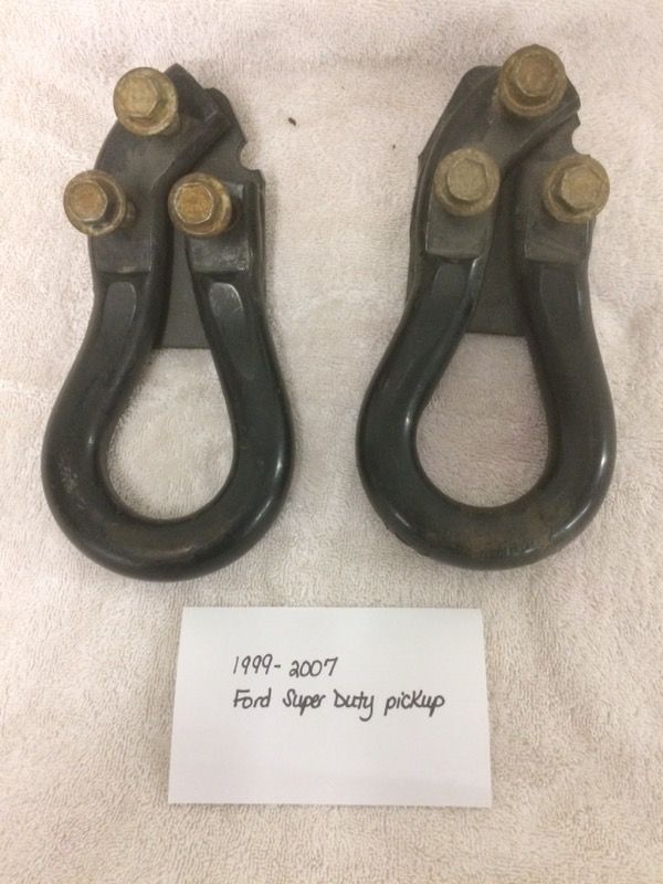 Ford Super Duty tow hooks