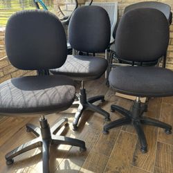 4 Office Chairs 