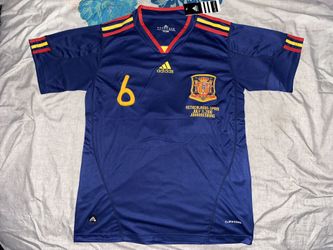 Iniesta Spain 2010 Retro Jersey Small