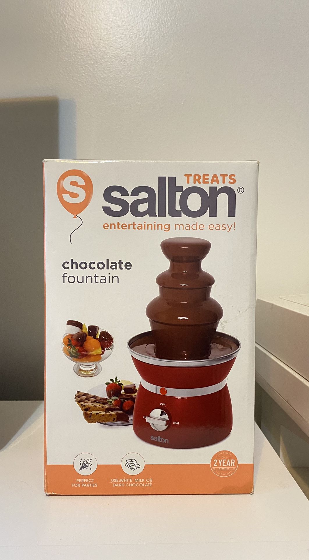 Salton 3-Tier Chocolate Fountain Fondue Pot (SP1499) - Red New In Box