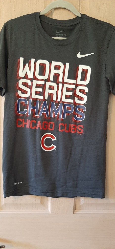 Nike Chicago Cubs World Series Champions TShirt.