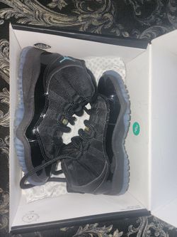 Jordan 11 Retro Gamma Blue/Black LIKE NEW