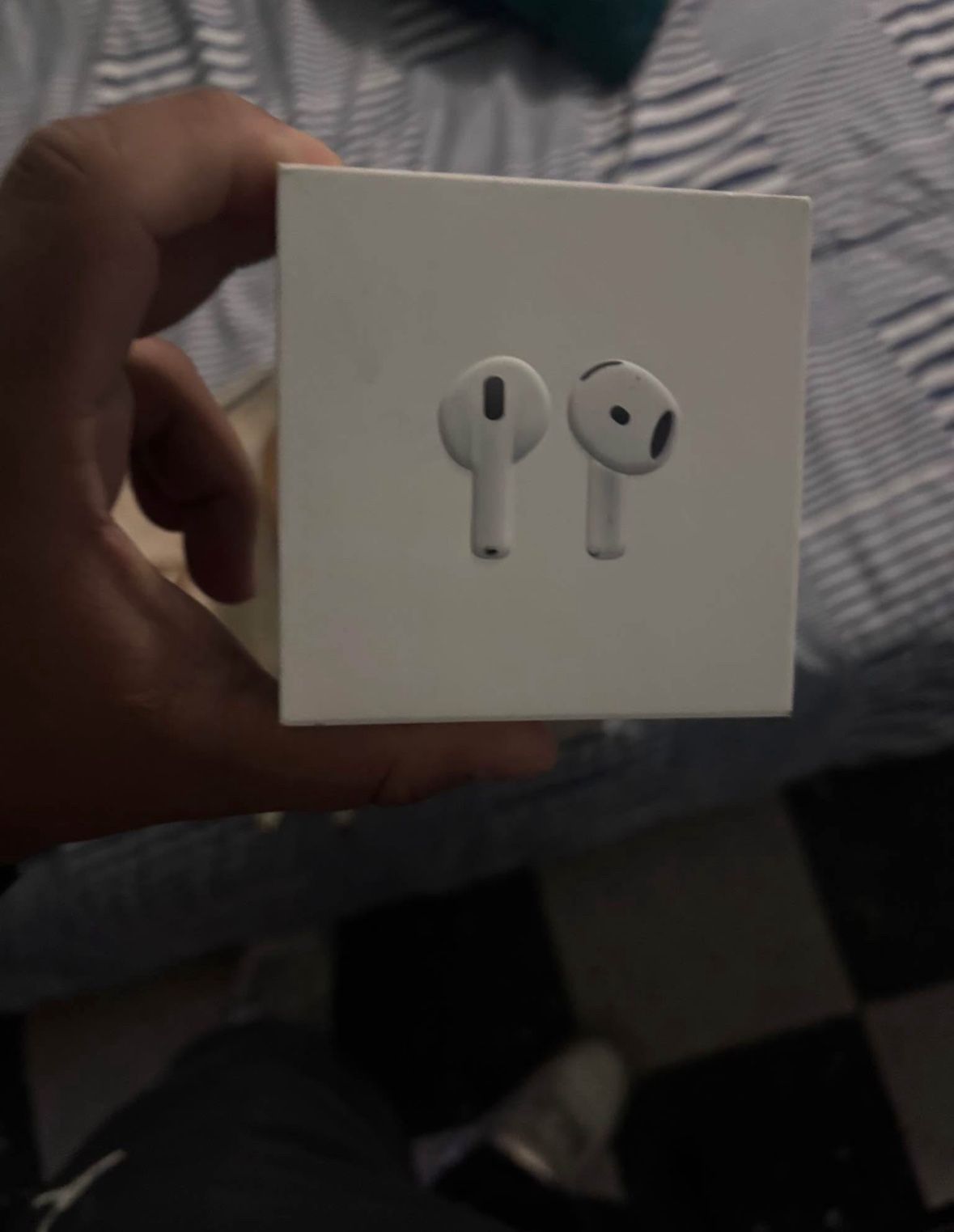 Airpods 4