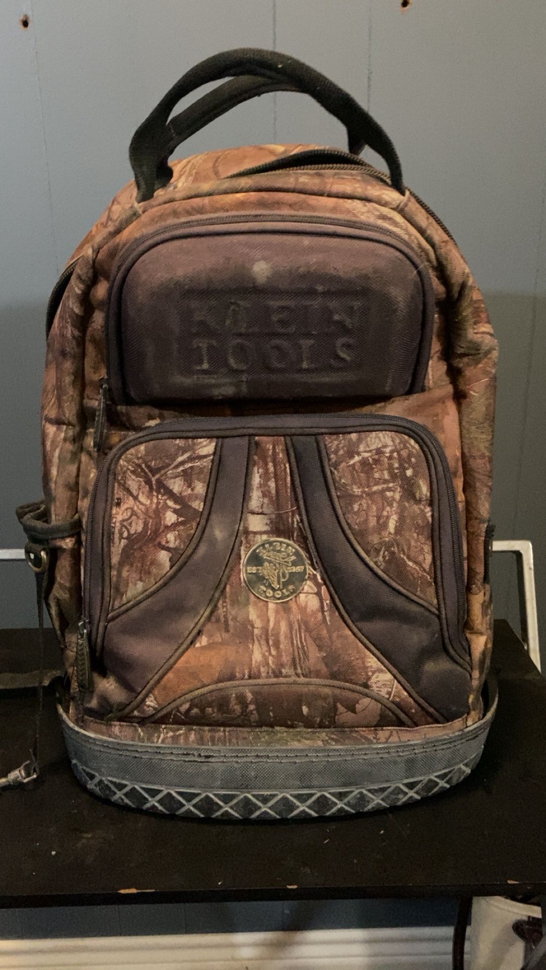 KLEIN TOOLS TRADESMAN PRO TOOL BAG