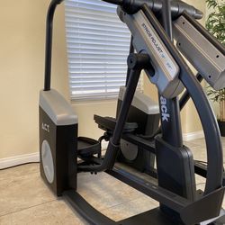 Nordic Track Elliptical Machine (adjustable 18”-22”)