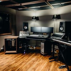 Ocean Way Audio Pro2A 8-inch Powered Studio Monitor Pair