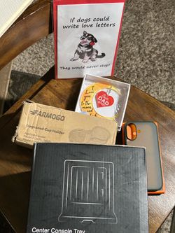 $75 ! New !!17 case !! Tesla accessories