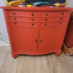 Mueble Rojo De Madera