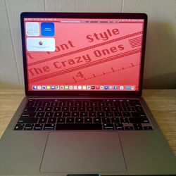 MacBook Pro 13” (2020) M1 • 8GB RAM • 256GB SSD • LOW 30 Cycles • Excellent