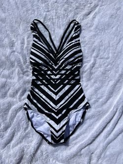 NWT La Blanca Archistripe Cross-back Strappy Swimsuit BlacK & white SZ 6