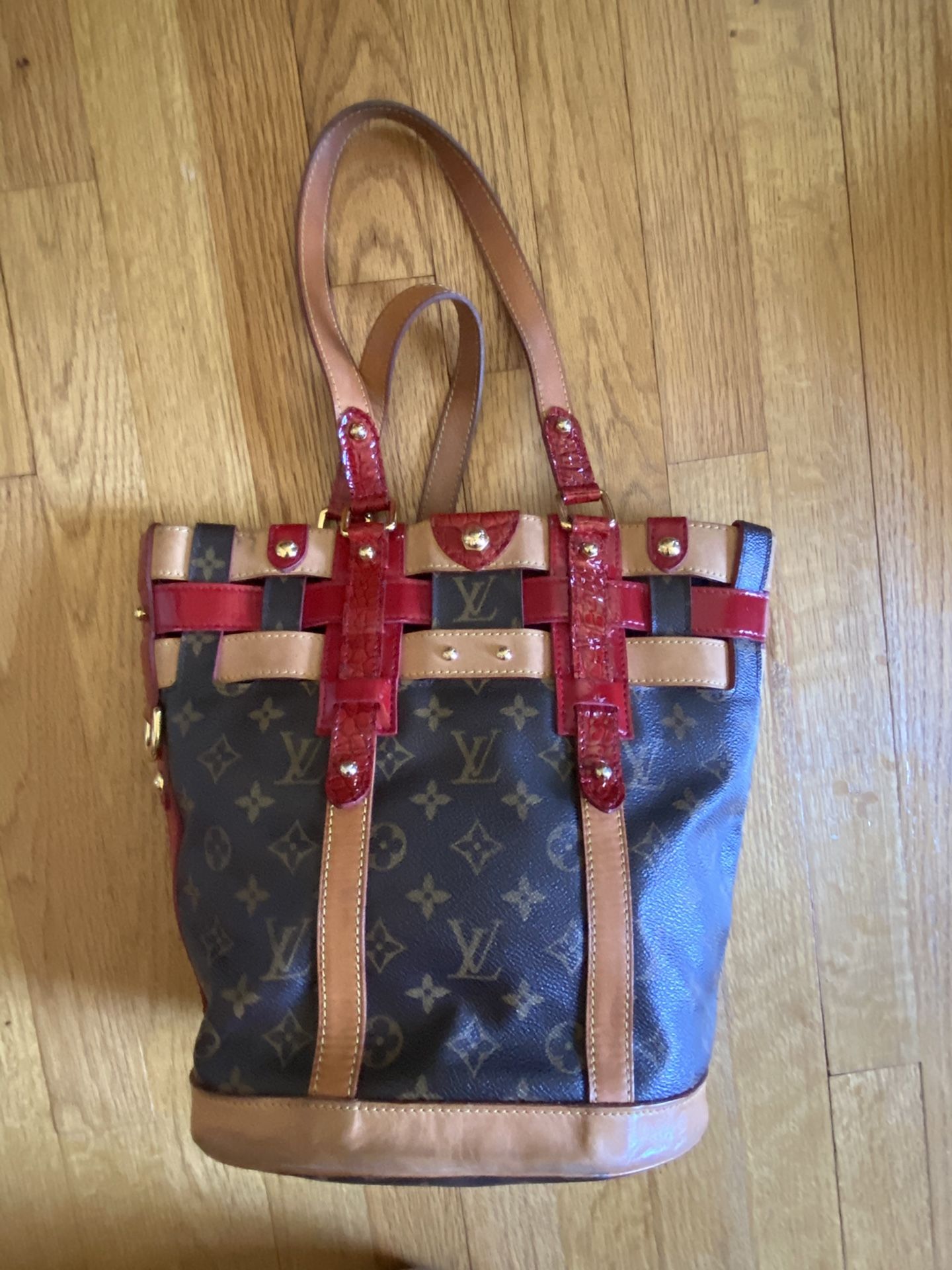 Louis Vitton limited edition purse. OBO