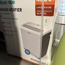 DEHUMIDIFIER BUILT-IN PUMP