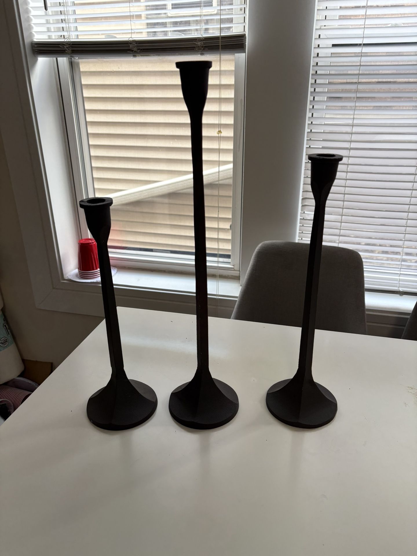 π― Metal Candle Holders β Set of 3 Elegant and heavy solid metal candle holders in three different heights.