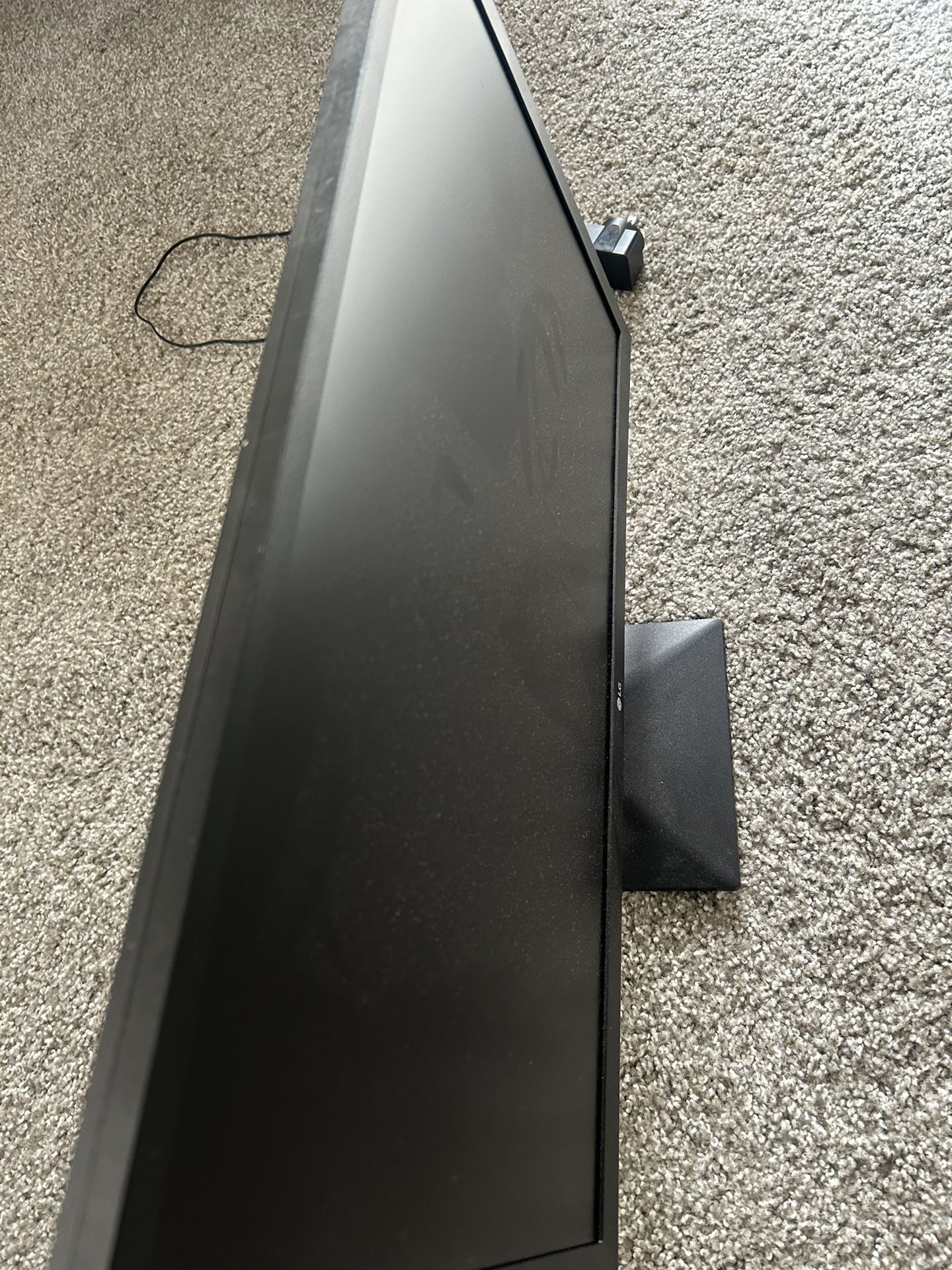 LG Monitor