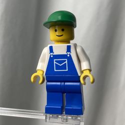 LEGO Minifigure ovr016 Male with Blue Overalls Released In 1999 W/ Green Cap #4288 Large Bucket (Rare Collectors Item!)