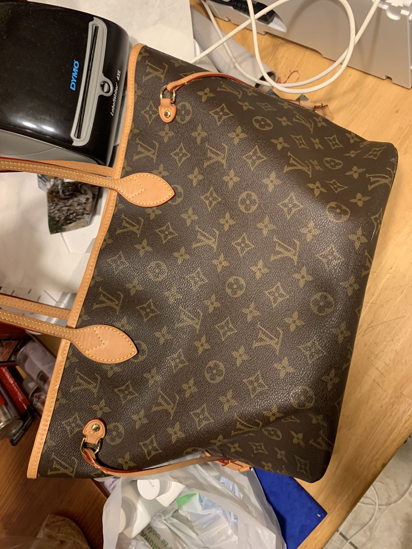 louis vuitton tote neverfull