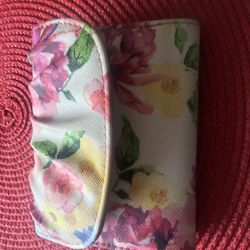 Credit Card  Holder/ $$ Holder