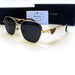 New PR Square Geometric Gold Metal