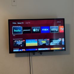 Roku TCL Tv 32in 