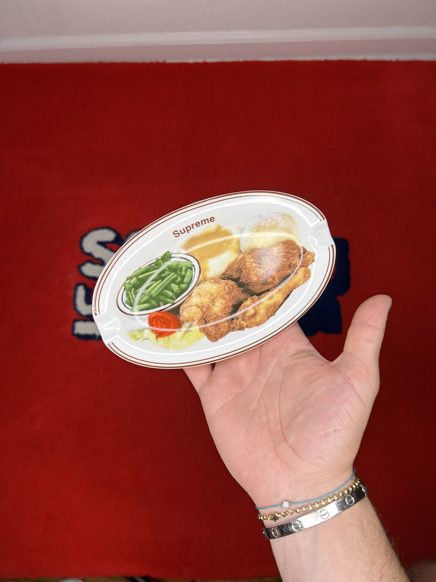 Supreme Ashtray Chicken Dinner Plate for Sale in Queens, NY - OfferUp