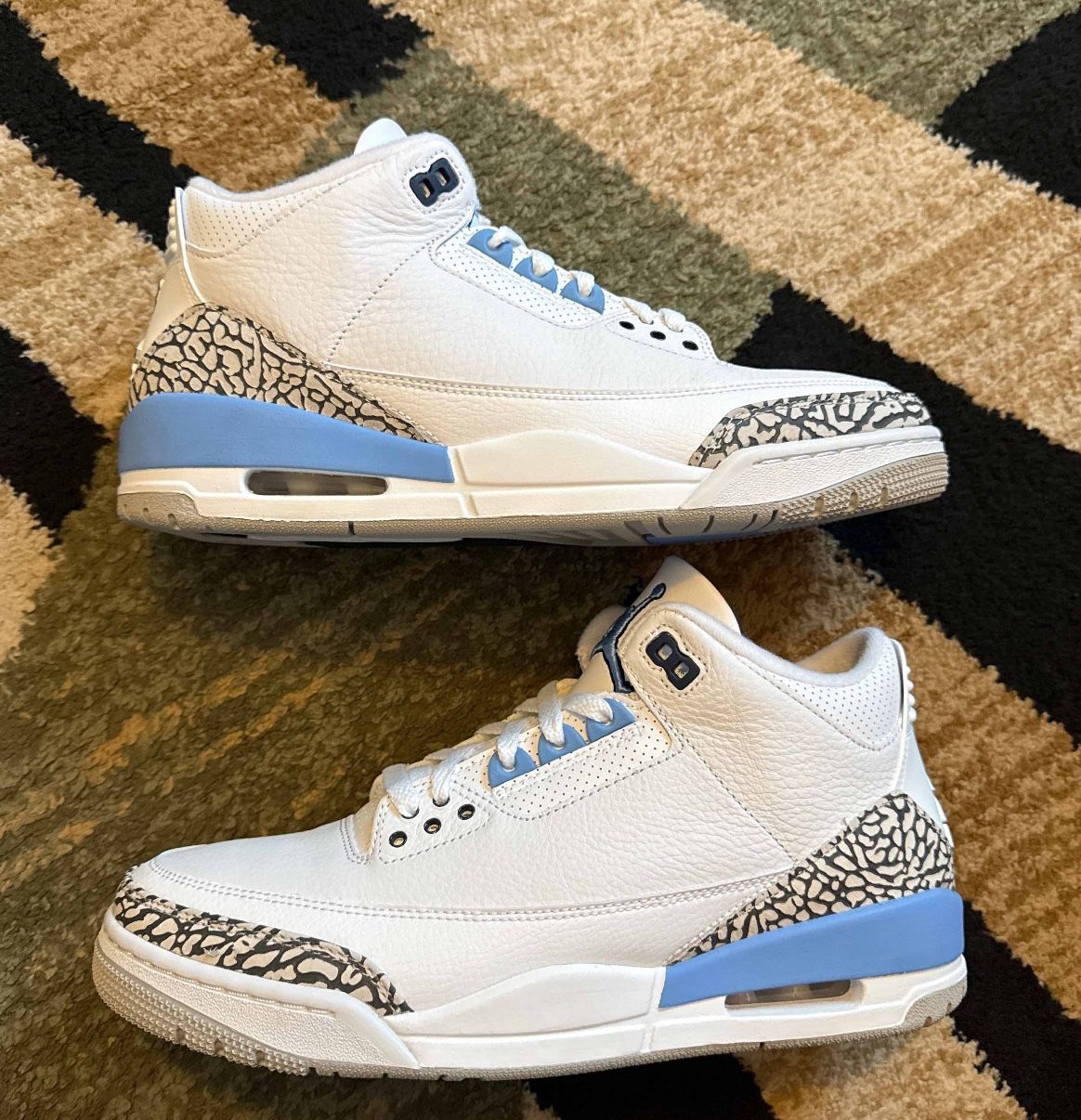 Jordan 3 UNC Size 9.5