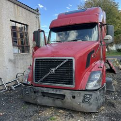 Volvo Vnl  Parts Out 