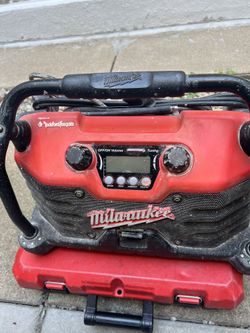 Milwaukee Heavy Duty Sub Site Radio