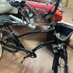 Electra Townie bike.