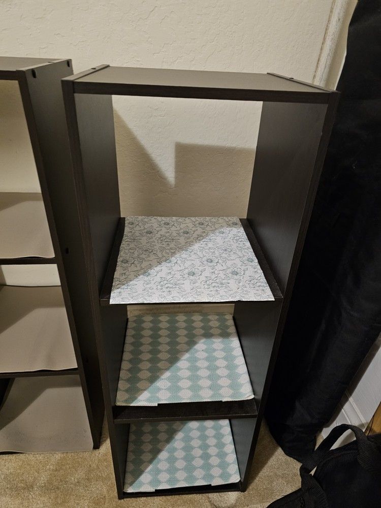 3 Slot Shelf