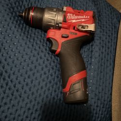 M12 Hammer Drill