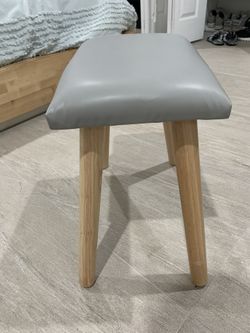Vanity stool