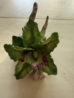 Capodimonte Fabar Green Floral Sculpture 