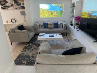 Light Gray Modern Sofa Set with Black Legs