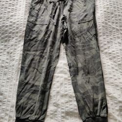 Women's Camo Joggers