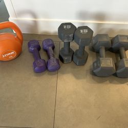 7 Piece Weight Set- 15lb Kettle Bell, 5lb/10lb/15lb Dumbbells