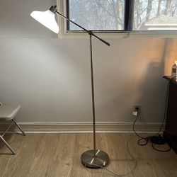 Standing metal lamp
